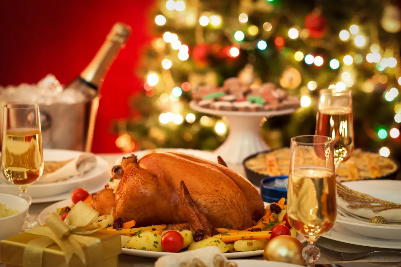 荃灣悅來酒店自助餐8折！聖誕午餐$328連加一／除夕晚餐送3小時任飲倒數派對