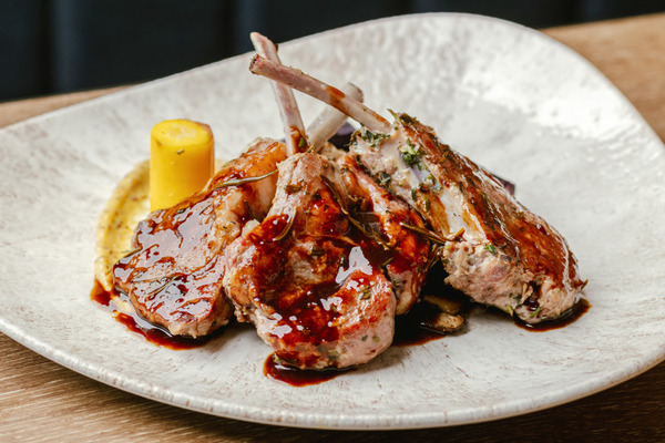 紅磡美食｜佔地6000呎！紅磡新開地中海菜餐廳「The Bayside」露天位歎維港海景／生蠔／乾式熟成和牛／龍蝦