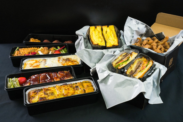 銅鑼灣美食｜銅鑼灣英倫風特工主題餐廳 威士忌BBQ豬扒飯／雙層手打豬柳漢堡／豬扒滑蛋吐司／豬扒薯條！