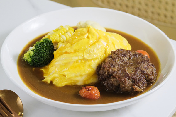 北海道米咖喱飯店  日本蘭王蛋旋風炒蛋 / 手工鹿兒島漢堡