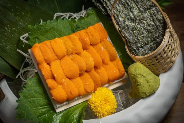 尖沙咀人氣日式居酒屋海膽海鮮套餐限定7折優惠    和牛海膽他他／馬糞海膽／甲羅燒／磯煮鮑魚／牛油忌廉燒帆立貝