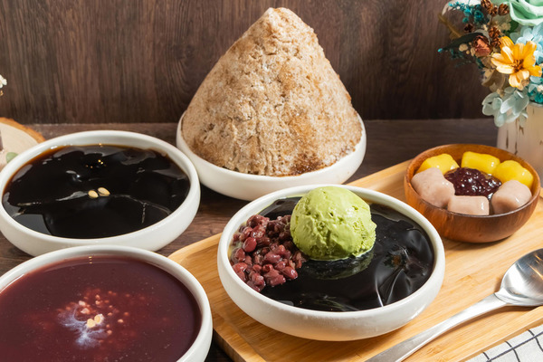 台灣「八時神仙草」進駐香港 分店登陸中環！芋圓仙草雪花冰／仙草茶飲／燒仙草