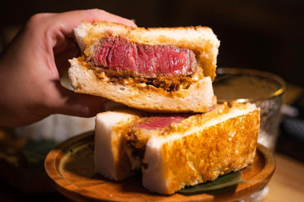 西營盤日式厚切吉列和牛三文治　芝士漢堡卷／粟米天婦羅