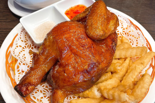 灣仔美食｜灣仔平民價茶餐廳抵食脆皮燒春雞　即叫即燒皮脆肉嫩啖啖肉汁／周末指定時段85折優惠！