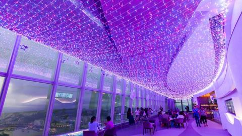 超過35000顆LED燈海 聖誕再度登場