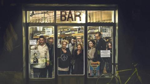 西班牙密室懸疑新戲《The Bar》離奇兇案8個人誰是兇手