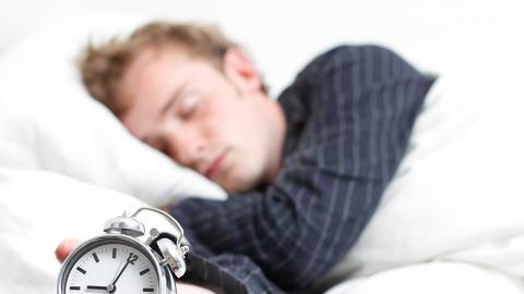 美國研究：連續2星期6小時睡眠　相等於通頂2日