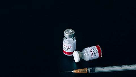 【新冠肺炎疫苗】政府設新冠疫苗保障基金 接種疫苗兩年內現嚴重疾病可申請索償