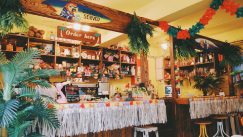 首爾夏威夷風咖啡店 必吃軟糖沙冰、香蕉朱古力Latte