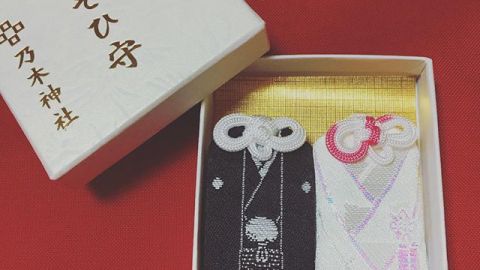 日本2款一雙一對愛情御守 傳說戀人會永遠記著蜜月期