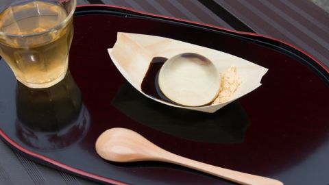 夏天必吃透心涼甜品！ 日本「水信玄餅」像水一樣晶瑩剔透