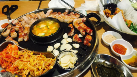 慳旅費首選！首爾抵食$80 無限時任食五花腩韓燒、無骨炸雞