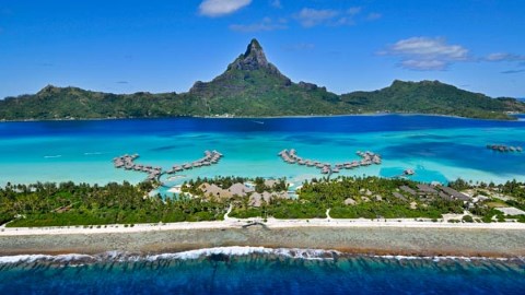 藍天白雲、水清沙幼！ 度假必去10大浪漫小島