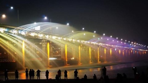 一嘗坐郵輪滋味！ 首爾第一艘公演專用遊覽船「Ara號」正式啟航