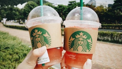 韓國Starbucks買一送一優惠！