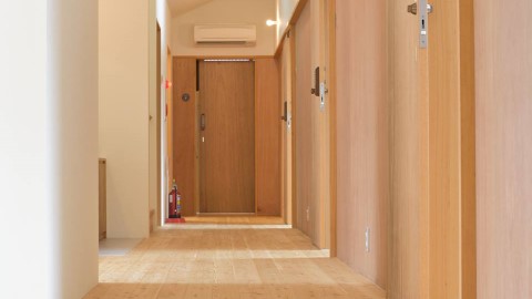 客廳看到櫻花！ 大阪划算方便超美旅館