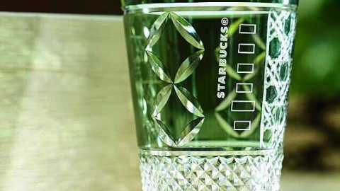 美得可當收藏品！ 日本Starbucks店舗限定手造玻璃杯