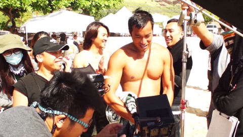 張孝全夏威夷大解放 勁 SHOW 40 吋胸肌