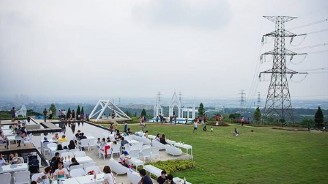 瞓喺草地睇星星！ 台灣新竹山頂餐廳