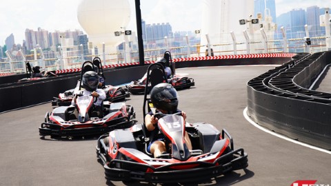 【#至歎郵輪】車迷注目 郵輪上玩飄移賽車