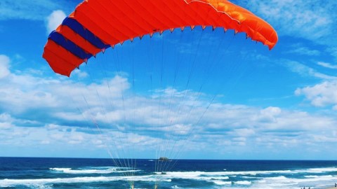 玩滑翔傘 睇 鳥取砂丘靚景