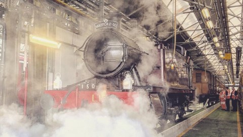 9 月遊倫敦 2 日限定 「霍格華茲」復古蒸汽火車