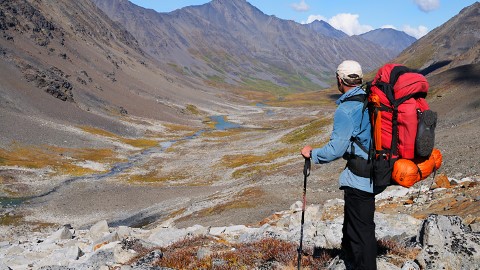 郊遊必知！使用登山杖的正確方法