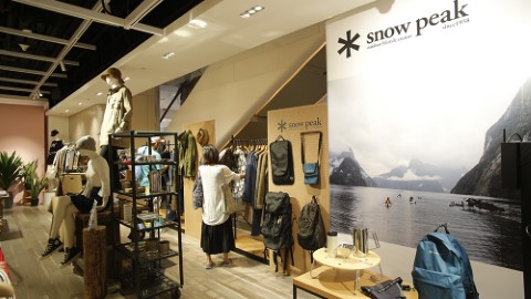 日本山系名牌 Snow Peak 靚衫 & 露營型物登港