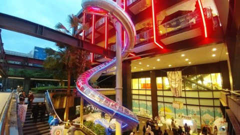 亞洲最高 16 米滑梯 去台灣挑戰膽量