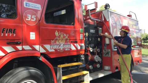 坐消防車遊澳洲！