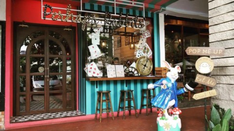 走進童話世界 ！ 曼谷愛麗絲夢遊仙境主題Cafe