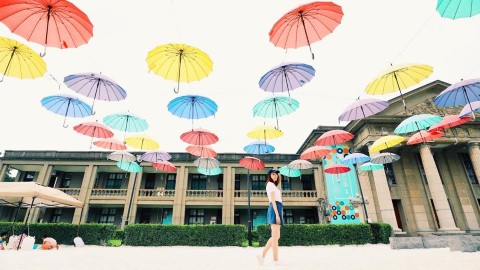 漂浮彩虹傘景/天燈牆夢幻打卡點