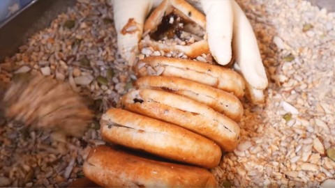 4大韓國街頭小食推介 黑糖堅果甜餅/現烤新鮮大蝦