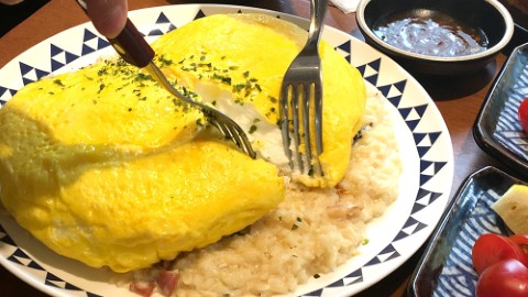 超厚梳乎厘蛋包飯！ 首爾簡約日式食堂