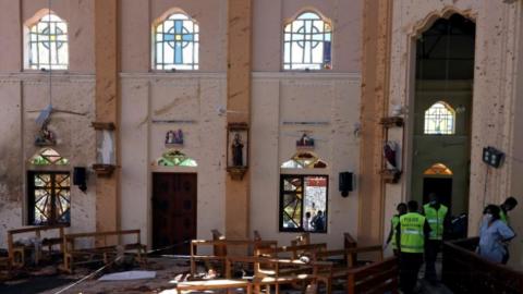 斯里蘭卡爆炸逾300人死亡 香港特區政府發紅色外遊警示　