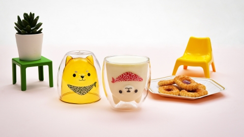 日本GOODGLAS推出唐草柴犬玻璃杯 倒入牛奶秒變白色柴犬