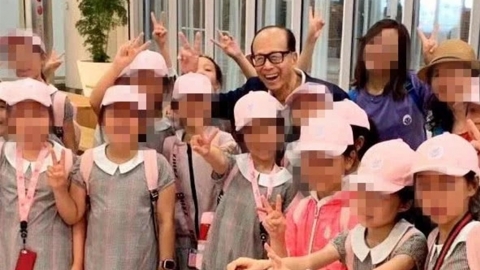 小學舞蹈團赴北海道比賽機場偶遇李嘉誠 大感有緣獲100萬旅費贊助！
