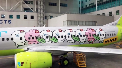 韓國KAKAO新朋友聯乘航班 萌爆小企鵝/恐龍陪你飛！