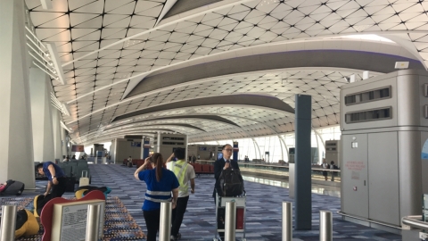 強颱風利奇馬吹襲台灣 逾150航班受影響 部分巴士高鐵停駛