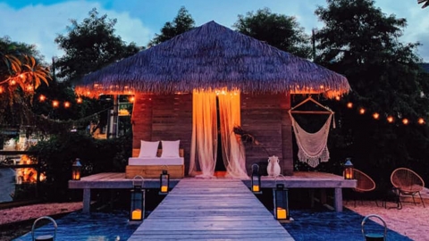 台北市區咖啡店歎小島風情 度假風小草屋/室內沙池