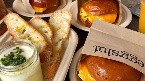 美國人氣蛋料理店「Eggslut」登陸東京新宿 必食超厚滑蛋漢堡/半熟蛋薯蓉