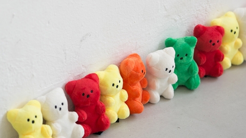 韓國網絡熱爆Gummy Bear造型公仔 放大版5色小熊軟糖！