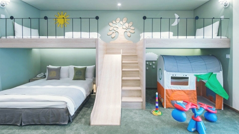 台灣簡約風親子酒店 私人攀石牆/小型滑梯/兒童遊樂室