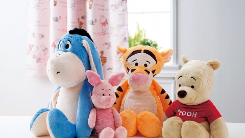 台灣家品店HOLA聯乘小熊維尼 可愛公仔/廚具/攬枕