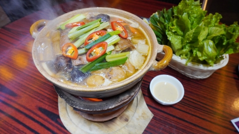 澳門百老匯火鍋街一次食勻20款火鍋 炭爐羊腩煲/乳豬龍蝦海鮮煲/藥膳魚頭煲