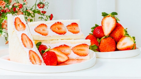 韓國冬天必食便利店商品 超抵食原粒士多啤梨三文治！