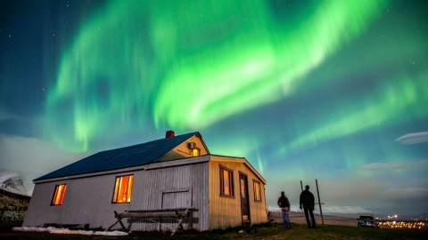 除了雷克雅未克還有阿克雷里！