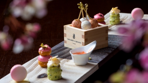 沖繩麗思卡爾頓酒店櫻花下午茶 一邊望名護灣海景一邊歎櫻花甜品