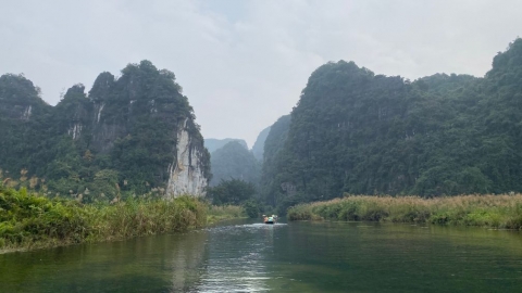 越南河內寧平7大景點推介 老城區夜市掃街．乘船遊陸龍灣賞群山．越南水上木偶戲