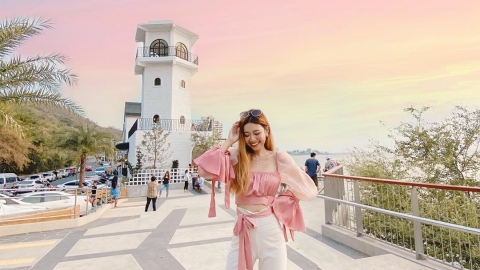 泰國夢幻純白色燈塔Cafe